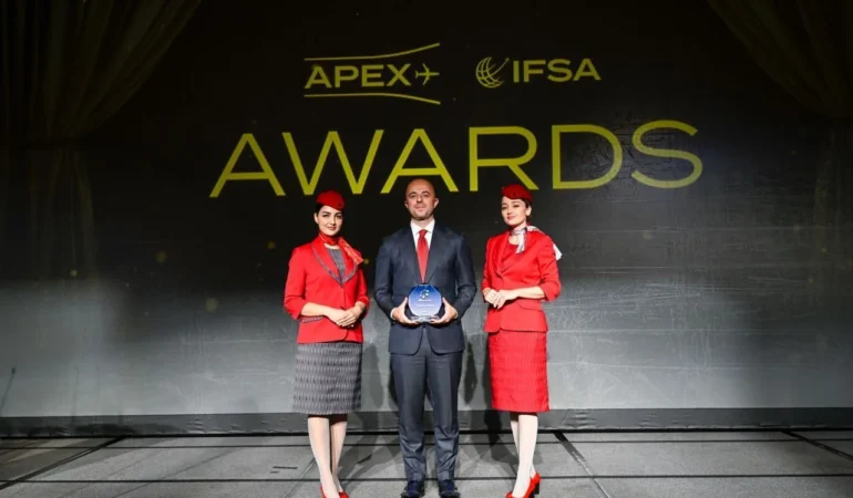 Türk Hava Yolları’na APEX’ten 3 ödül birden