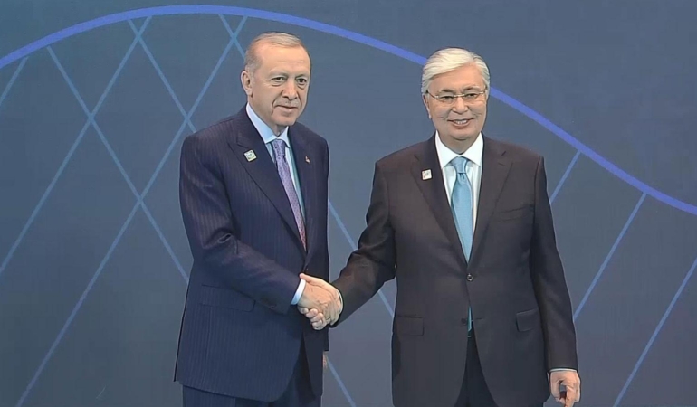 ŞİÖ Zirvesi: Xi Jinping Yapay Zeka İşbirliğine Çağırdı